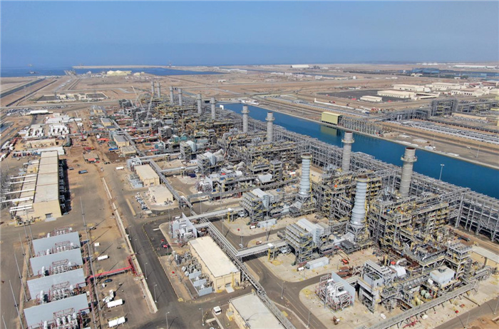 圖為無人機拍攝的吉贊燃機聯合循環電站。山東電建供圖