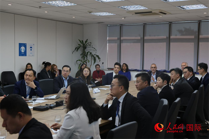 與會代表參與座談交流。人民網記者 時元皓攝