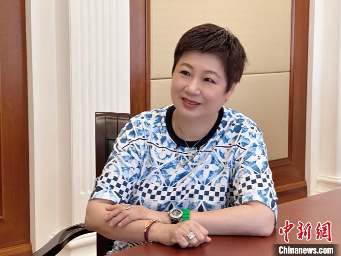 專訪榮毅仁侄女榮智豐：不想為“榮”字丟臉，要做最好