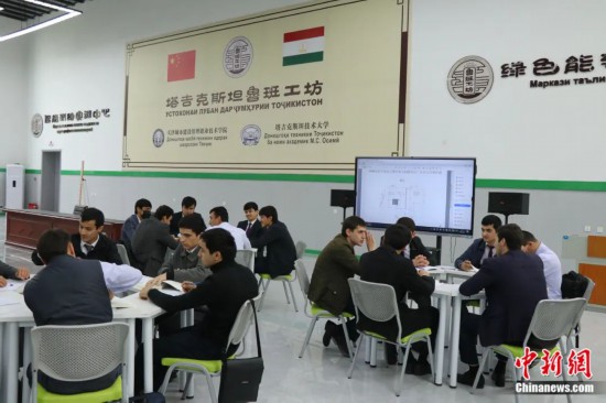 2023年4月，位于杜尚別的塔吉克斯坦魯班工坊課堂。張碩 攝