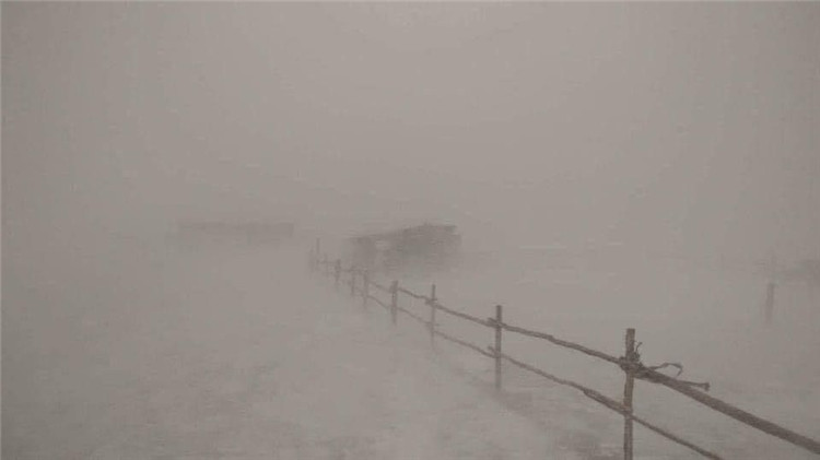 2023年11月4日，蒙古國部分省份發生暴風雪天氣。蒙古國緊急情況總局官網圖片