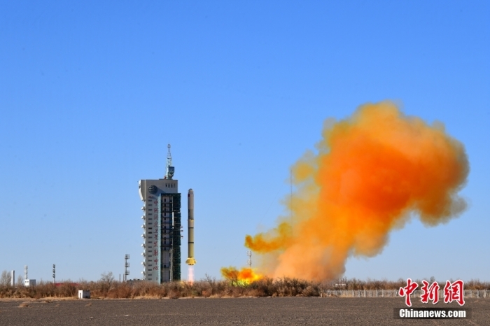 北京時間2023年11月16日11時55分，我國在酒泉衛星發射中心使用長征二號丙運載火箭，成功將新一代海洋水色觀測衛星發射升空，衛星順利進入預定軌道，發射任務獲得圓滿成功。此次任務是長征系列運載火箭第497次飛行。汪江波 攝