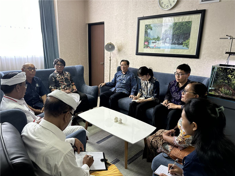 會談現場。巴陵康孔子學院供圖