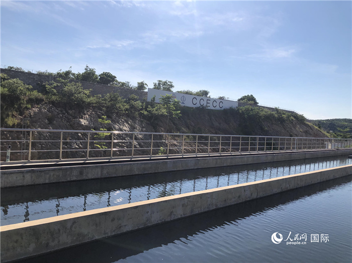 由中國土木工程（贊比亞）有限公司承建的卡夫河供水項目。人民網記者 黃培昭攝