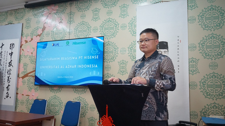 海信印尼公司總經理李現委致辭。阿拉扎大學孔子學院供圖