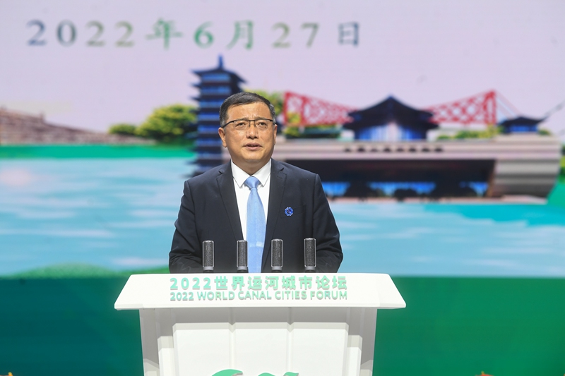 揚州市委常委、常務副市長陳鍇竑作推介發言。邵丹攝