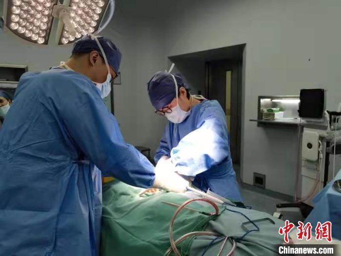 “格?；ㄖ異邸睘?61人次西藏患兒開展髖關節愛心手術