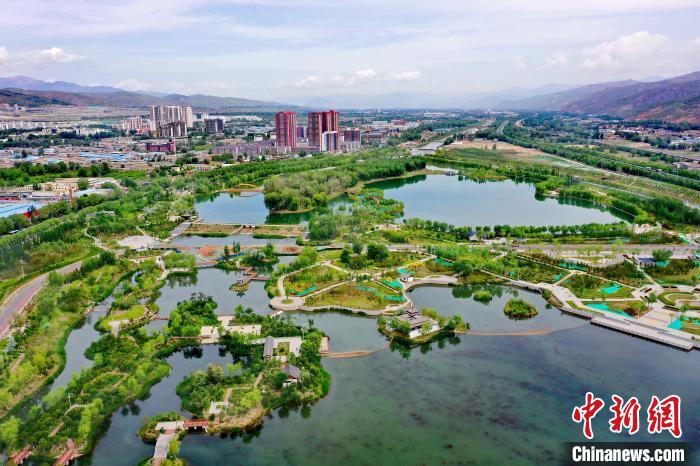 西北城市西寧立生態文明高地新典范：“一城山水、百園千姿”