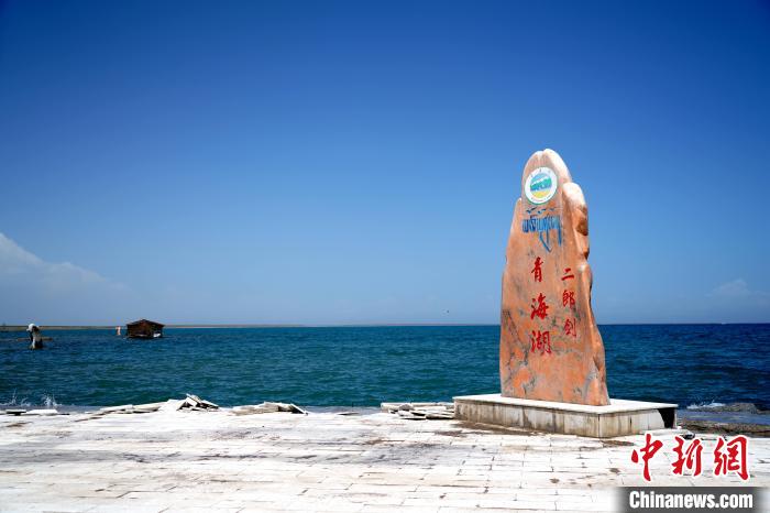 圖為青海湖景區一角?！O睿 攝