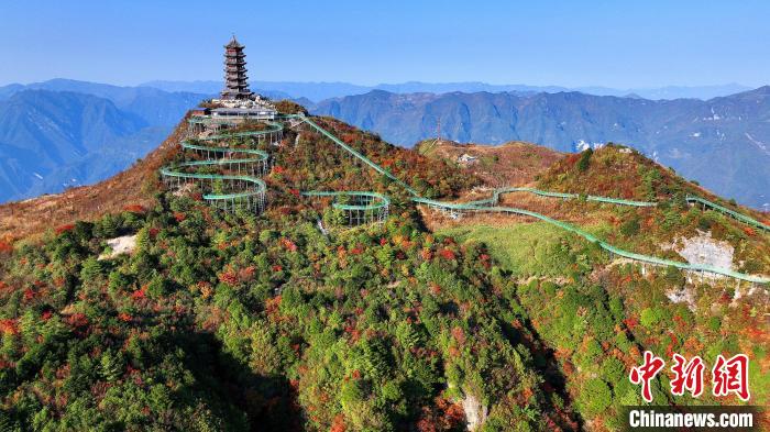 巴山大峽谷彩林迎來最佳觀賞期?！∫κ?攝