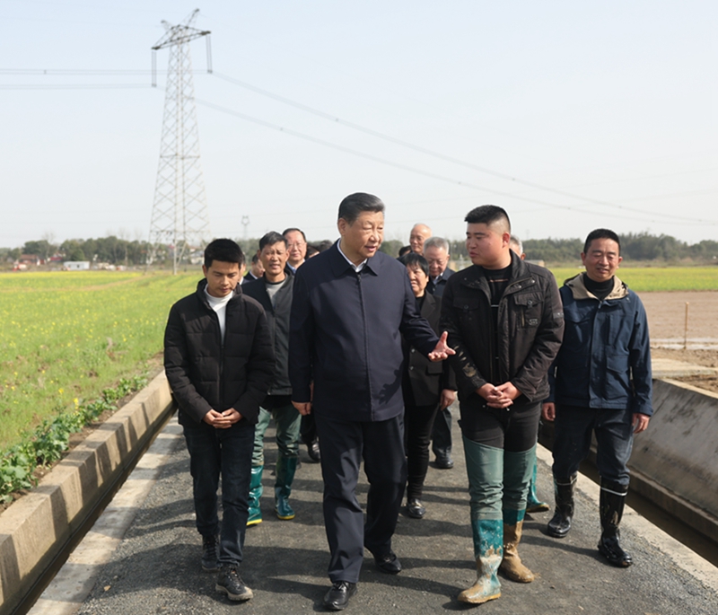 2024年3月19日，習近平總書記在湖南常德港中坪村考察。
