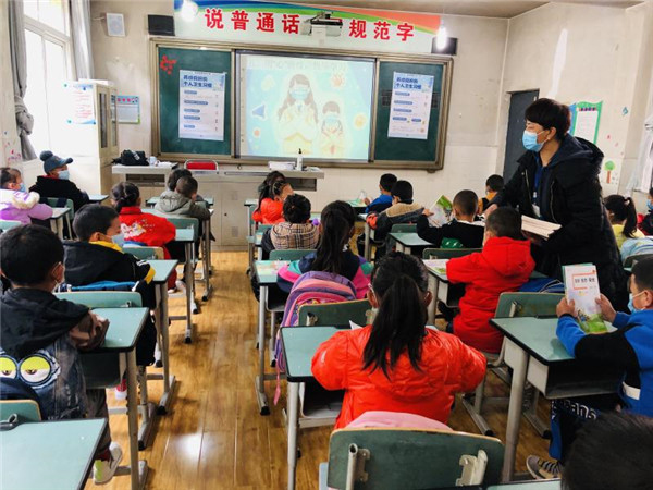 圖片默認標題_fororder_4、恢復上課的學生們-攝影-左斌