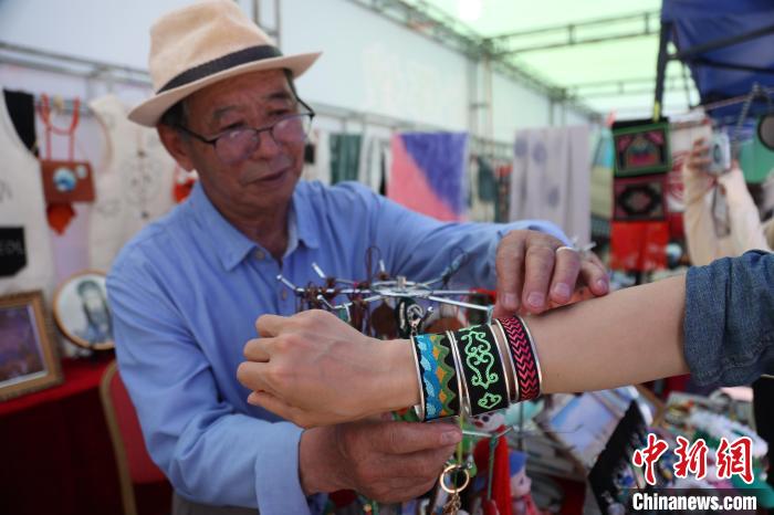 青海格爾木：保護挖掘、活態傳承45項非遺