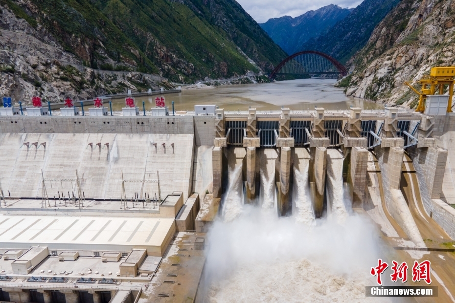資料圖為2021年8月7日，西藏山南雅魯藏布江上的藏木水電站。（無人機畫面） <a target='_blank' href='/'><p  align=