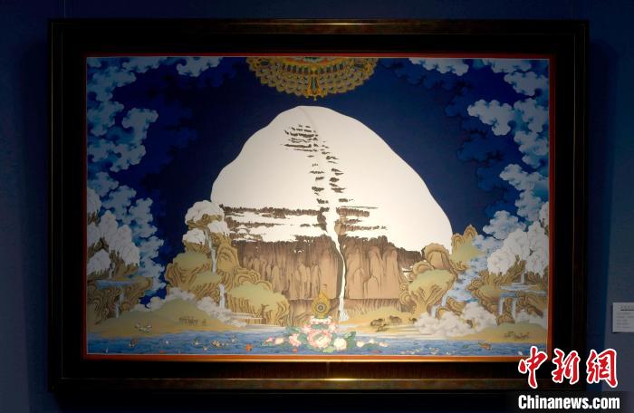 圖為5月16日，展覽中新創唐卡作品《岡底斯山》?！±盍?攝