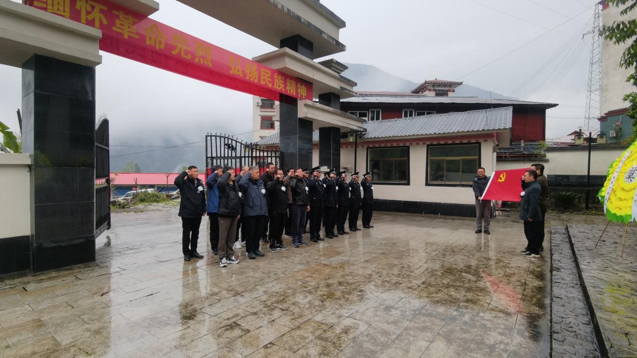 學黨史祭英烈強動力，扎實走好援藏路